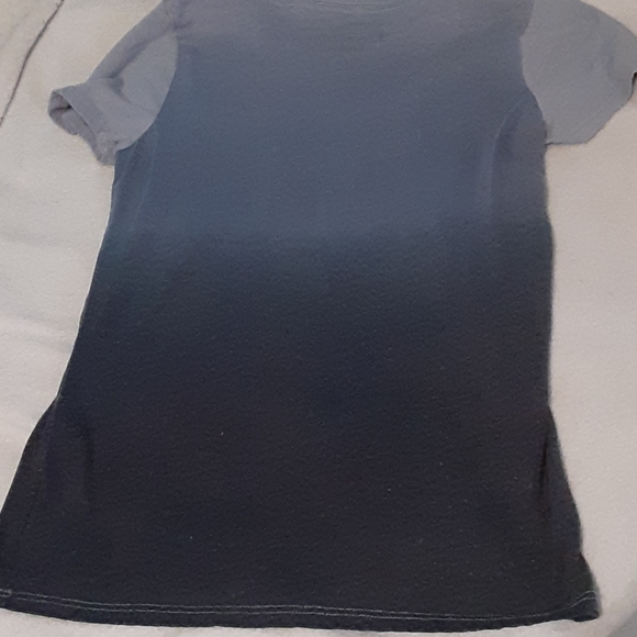 T-shirt - Picture 3 of 3